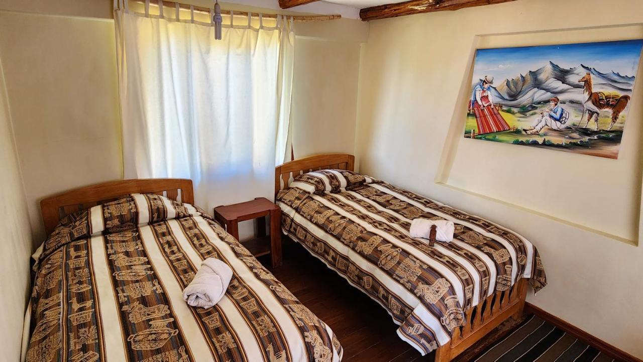 Hostal Puerta Del Sol Isla del Sol Exterior foto